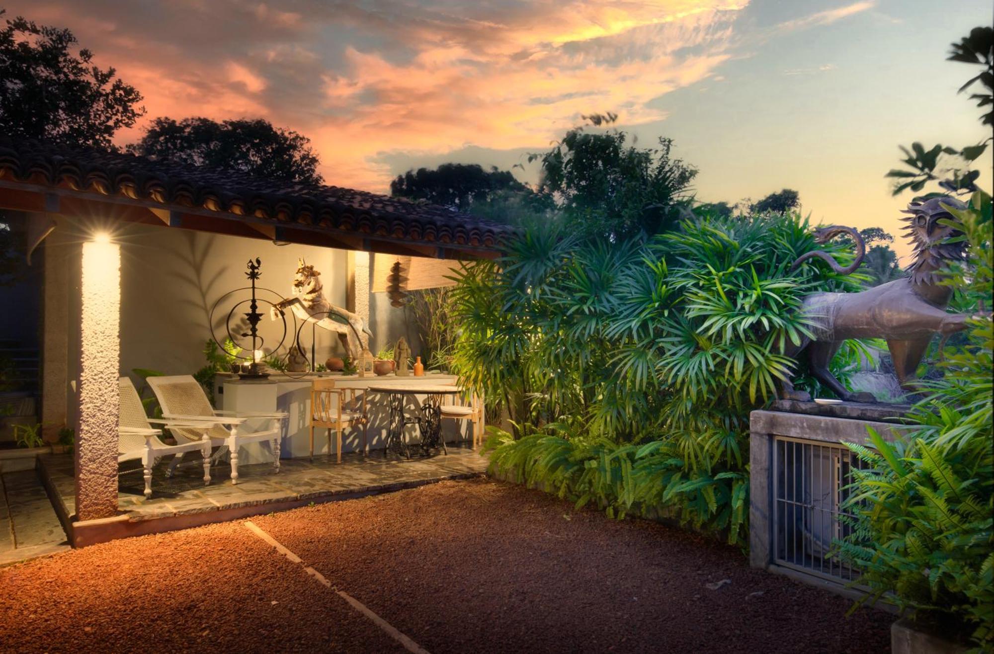 55Tg Boutique Suites Kolombo Bagian luar foto